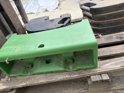 Eladó John Deere súlytartó Eladó John Deere súlytartó