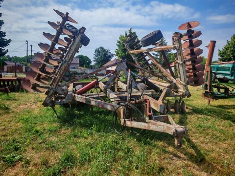 Különféle eszközök eladók Különféle eszközök eladók