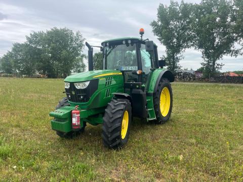 John Deere 6120M John Deere 6120M