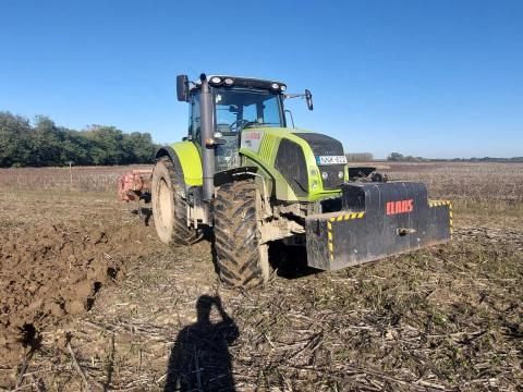 Claas Axion 820 Claas Axion 820