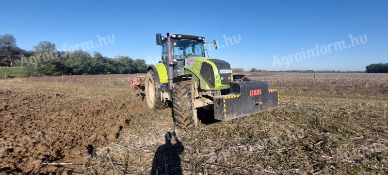 Claas Axion 820