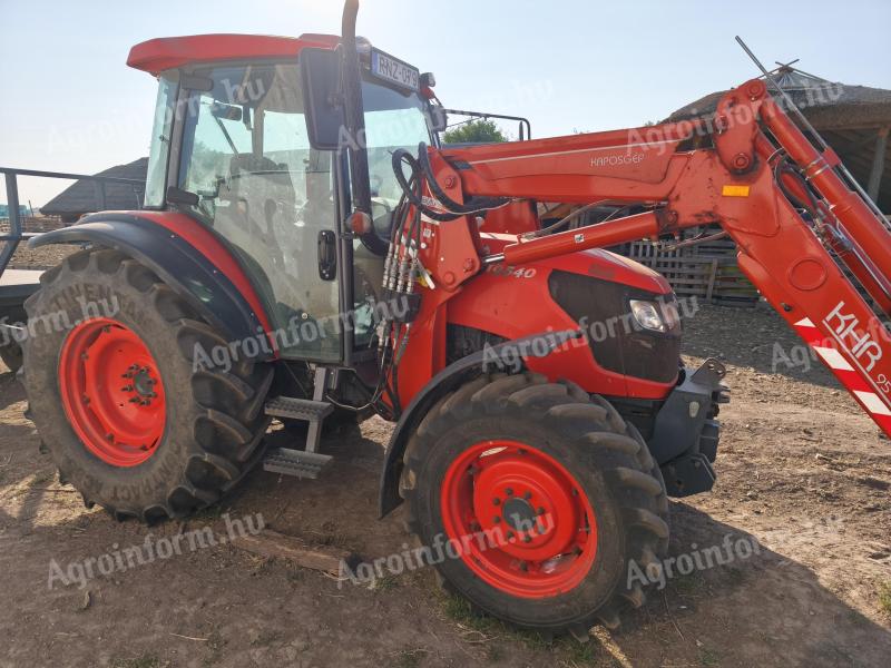 Kubota M9540