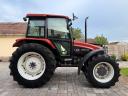 New Holland L85 traktor