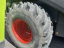 CLAAS Lexion 540 kombájn C600 gabonasztallal - szállítókocsival
