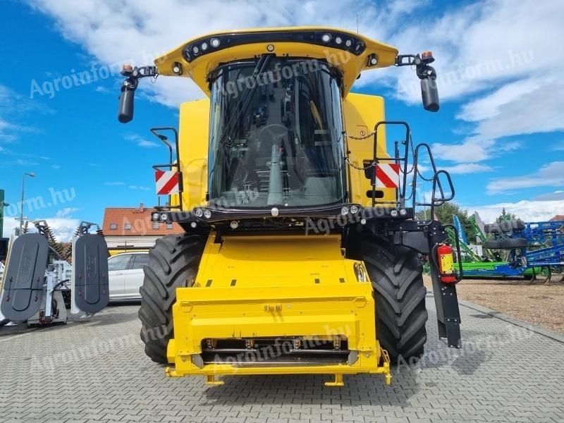 Kombájn New Holland CX8.70 SL