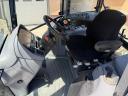 New Holland TM190 traktor