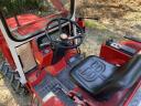 Hinomoto 24 LE traktor homlokrakodóval Kubota Yanmar Iseki homlokrakodós japán