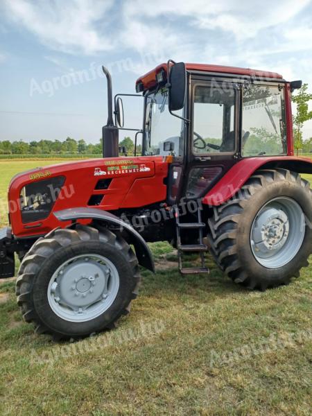 Belarus MTZ 952.3 traktor
