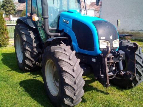 Valtra A 82 traktor Valtra A 82 traktor