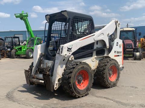 Bobcat S740 minirakodó Bobcat S740 minirakodó