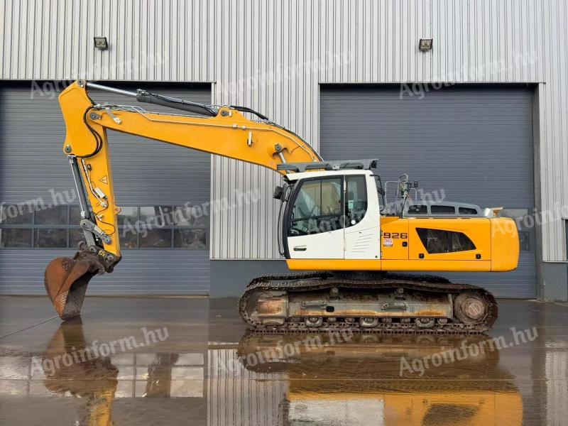 Liebherr R926 LC / 2018 / 8161 üzemóra / Lízing 20%-tól