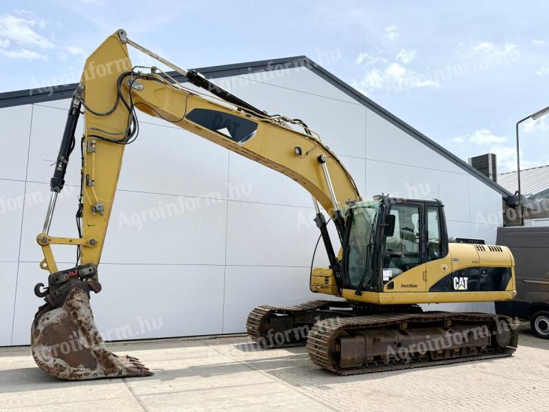 Caterpillar 323DL / 2008 / 10.044 üzemóra / Lízing 20%-tól