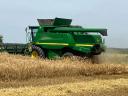 John Deere T660