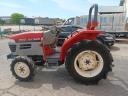 Yanmar EF328 szervokormányos,  28 lóerős,  irányváltós,  4x4 hajtású kistraktor