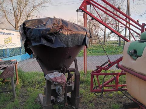 Szántóföldi permetező Garden Jet 1000 l-es eladó Szántóföldi permetező Garden Jet 1000 l-es eladó