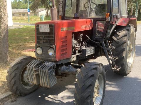 BELORUSZ traktor BELORUSZ traktor