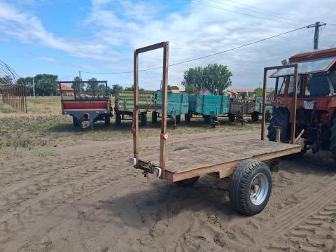 Erdészeti kiközelítő kocsi 3 köbméteres Erdészeti kiközelítő kocsi 3 köbméteres