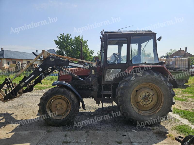 MTZ Belarus 820.2 + Joystickos Ferroflex Homlokrakodó