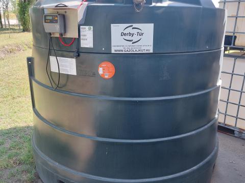 Gázolaj/fűtőolaj tároló tartály 3500 literes