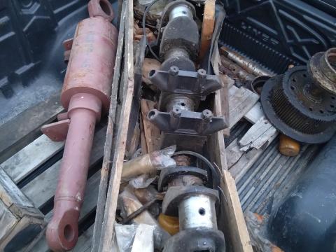 T100, T130 új főtengely eladó! T100, T130 új főtengely eladó!