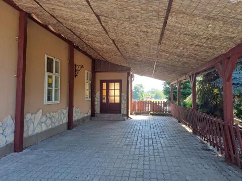 Somogy vármegyében - Lábod faluban kereskedelmi ingatlan és gazdasági épület eladó Somogy vármegyében - Lábod faluban kereskedelmi ingatlan és gazdasági épület eladó