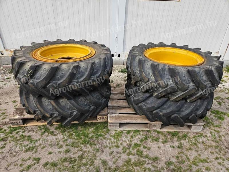 JCB felni + gumi 405/70 R24