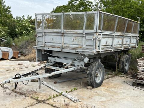 Rovnoszelmas 4,5 tonnás pótkocsi Rovnoszelmas 4,5 tonnás pótkocsi