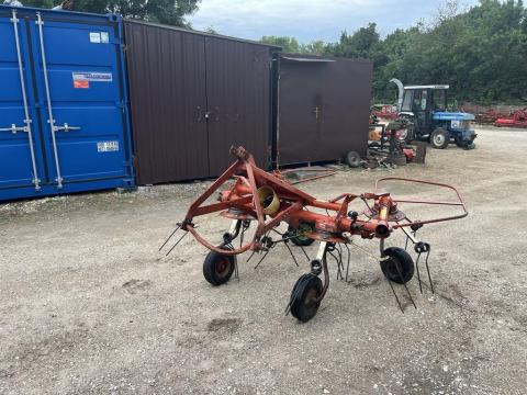 Fahr 4 m függesztett rendkezelő