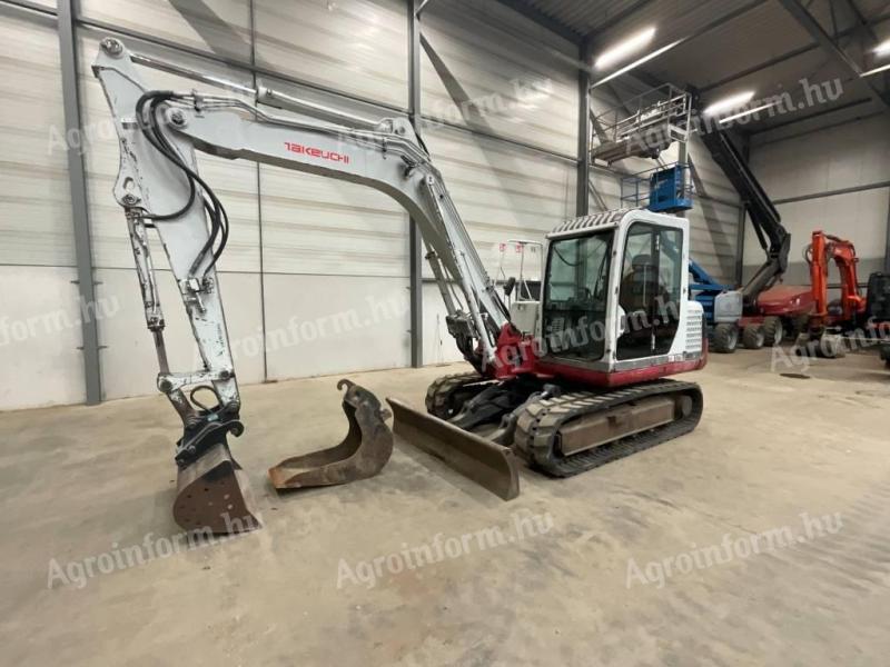 Takeuchi TB 175 / 2006 / 9 359 h üzemóra / Lízing 20%-tól