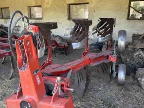 Vogel Noot 3 fejes réselt eke Vogel Noot 3 fejes réselt eke