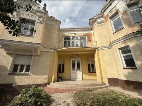 Pécs Széchenyi Térnél 420 m2 ingatlan 500 m2 telken Pécs Széchenyi Térnél 420 m2 ingatlan 500 m2 telken