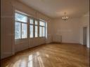 Pécs Széchenyi Térnél 430 m2 ingatlan 500 m2 telken