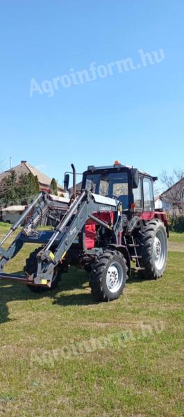 MTZ-820 traktor megkímélt állapotban, homlokrakodóval eladó
