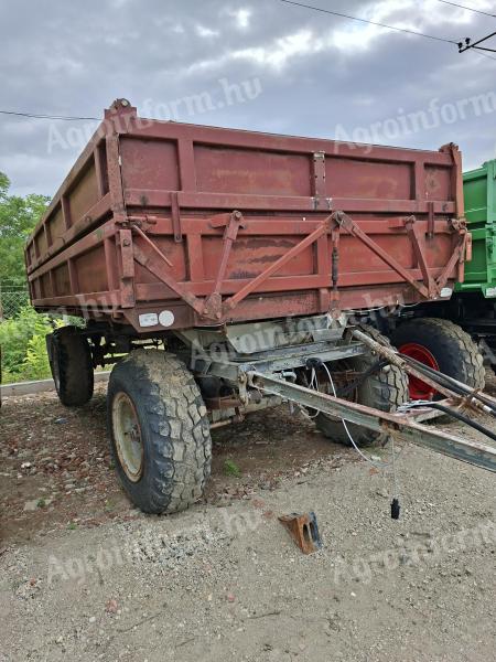 IFA HW 8011 billenős pótkocsi