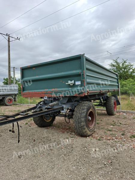 IFA HW 8011 billenős pótkocsi