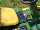 John Deere F 525 fűnyíró traktor