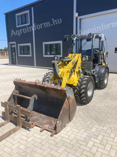 Wacker Neuson WL44 homlokrakodó