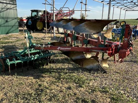 Kverneland LD 100 AS 3+1 és váltva forgató eke Pakomat szántáselmunkálóval Kverneland LD 100 AS 3+1 és váltva forgató eke Pakomat szántáselmunkálóval