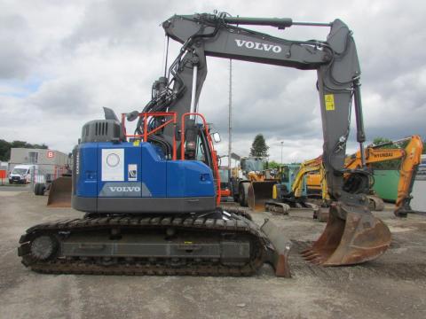 Volvo ECR235EL / 2021 / 2 171 üzemóra / Lízing 20%-tól Volvo ECR235EL / 2021 / 2 171 üzemóra / Lízing 20%-tól