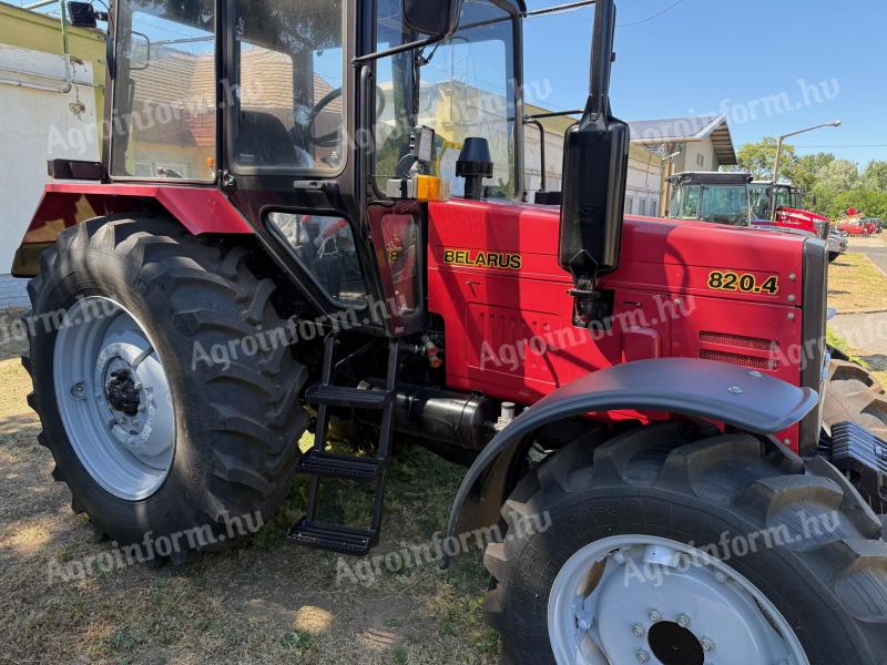 MTZ-820.4 traktor