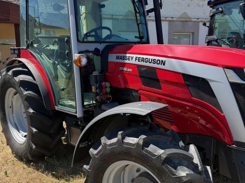 MF 3FR traktor – 95 LE MF 3FR traktor – 95 LE