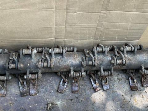 Szárzúzó / Mulcsozó késtartó tengely