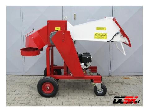 URBAN SM70 aprítógép 2 zsákkal URBAN SM70 aprítógép 2 zsákkal