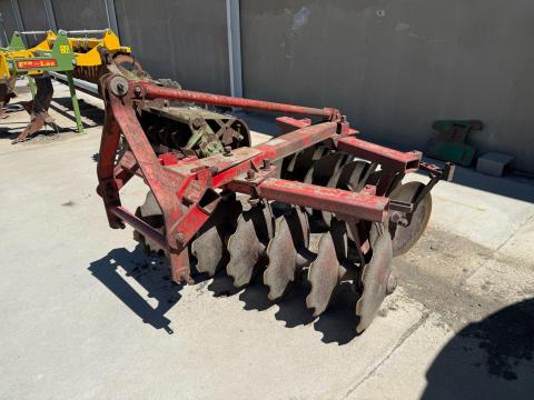 Függesztett V tárcsa 1,8m