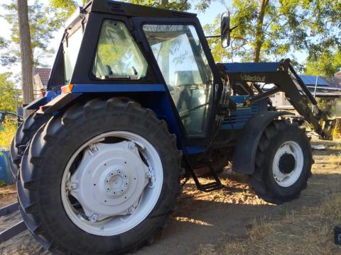 Eladó New Holland 110-90dt Eladó New Holland 110-90dt