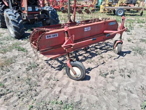 Pöttinger KR 185 rendsodró, rendképző kis traktorra Pöttinger KR 185 rendsodró, rendképző kis traktorra