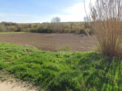 Eladó telek Úriban Eladó telek Úriban