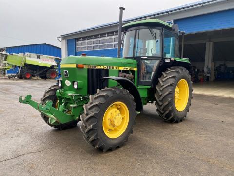 John Deere 3140 John Deere 3140