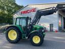 John Deere 6230 Premium traktor homlokrakodóval