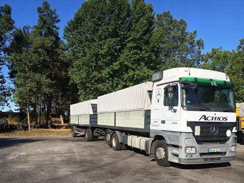 Mercedes Actros 2544L gabonás billencs Mercedes Actros 2544L gabonás billencs